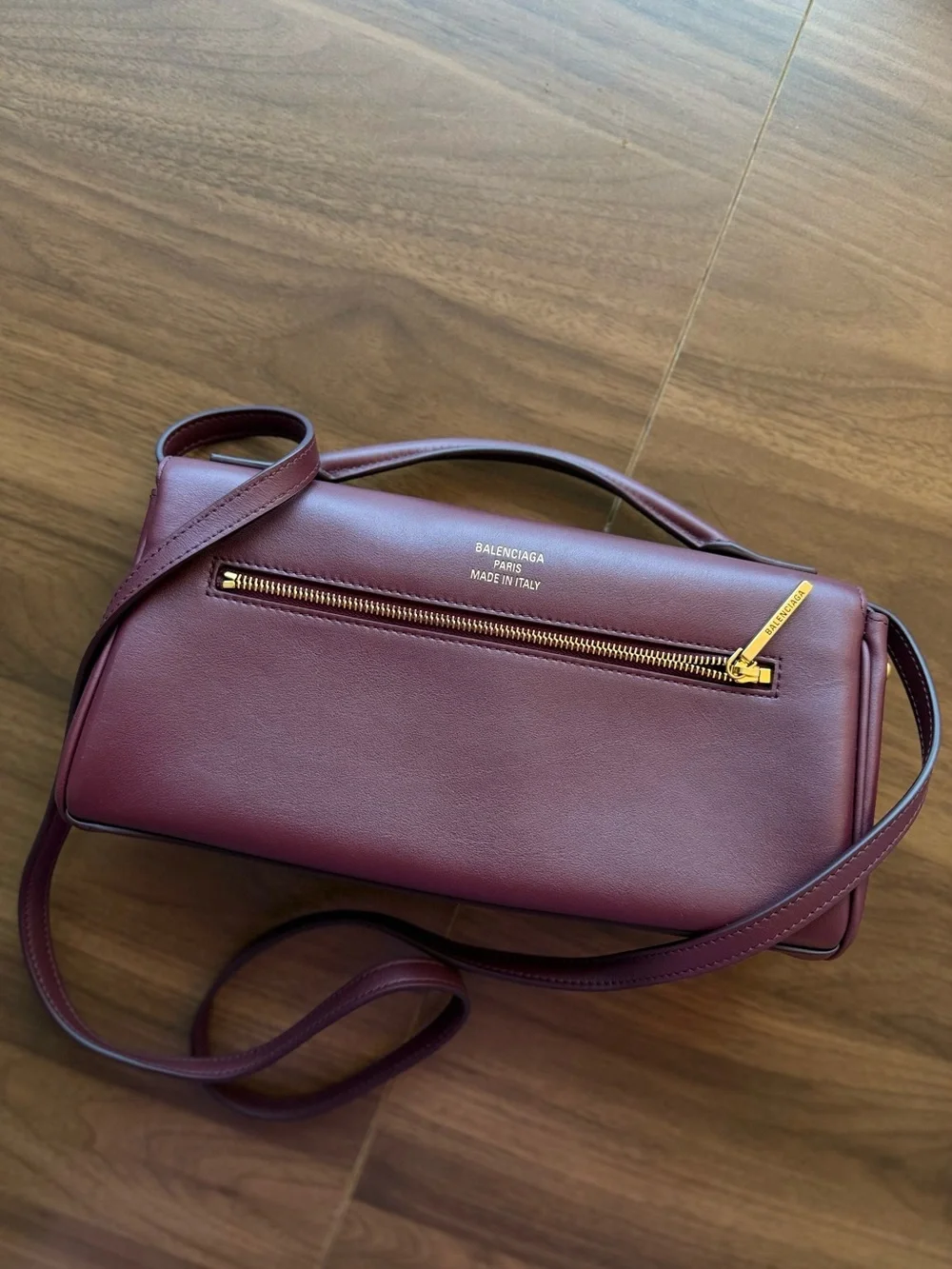 Balenciaga Smooth Calfskin Small Bel Air Clutch On Strap Burgundy